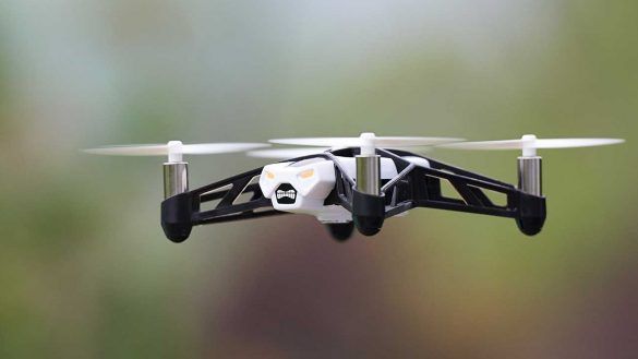 mini drones rotek bien debuter