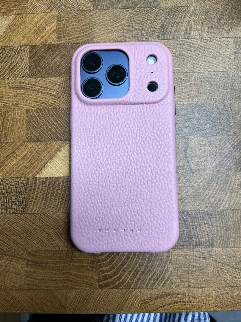 coques iPhone 17 Pro rose