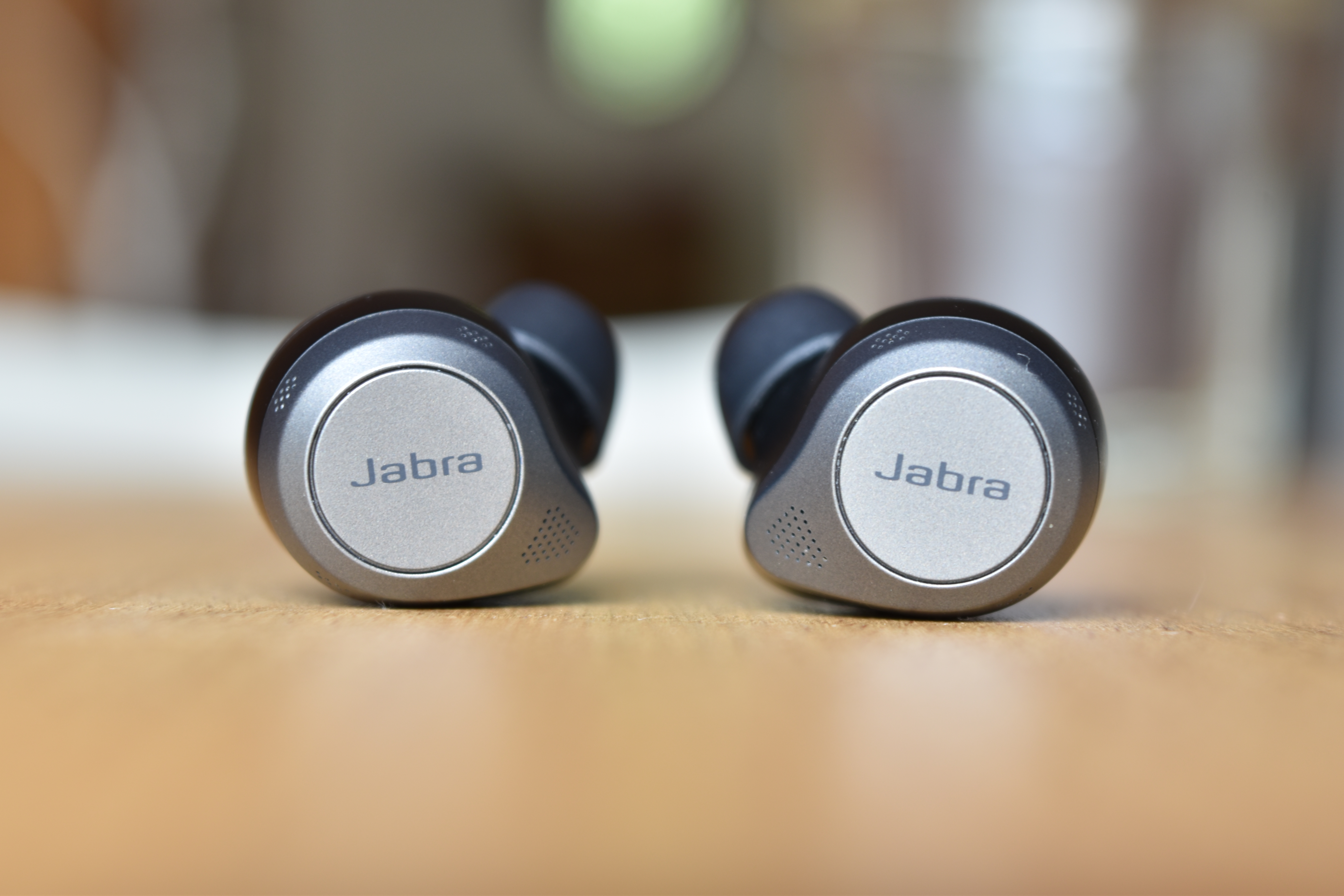 Jabra Elite 85t : test des écouteurs true-wireless avec réduction de bruit active !