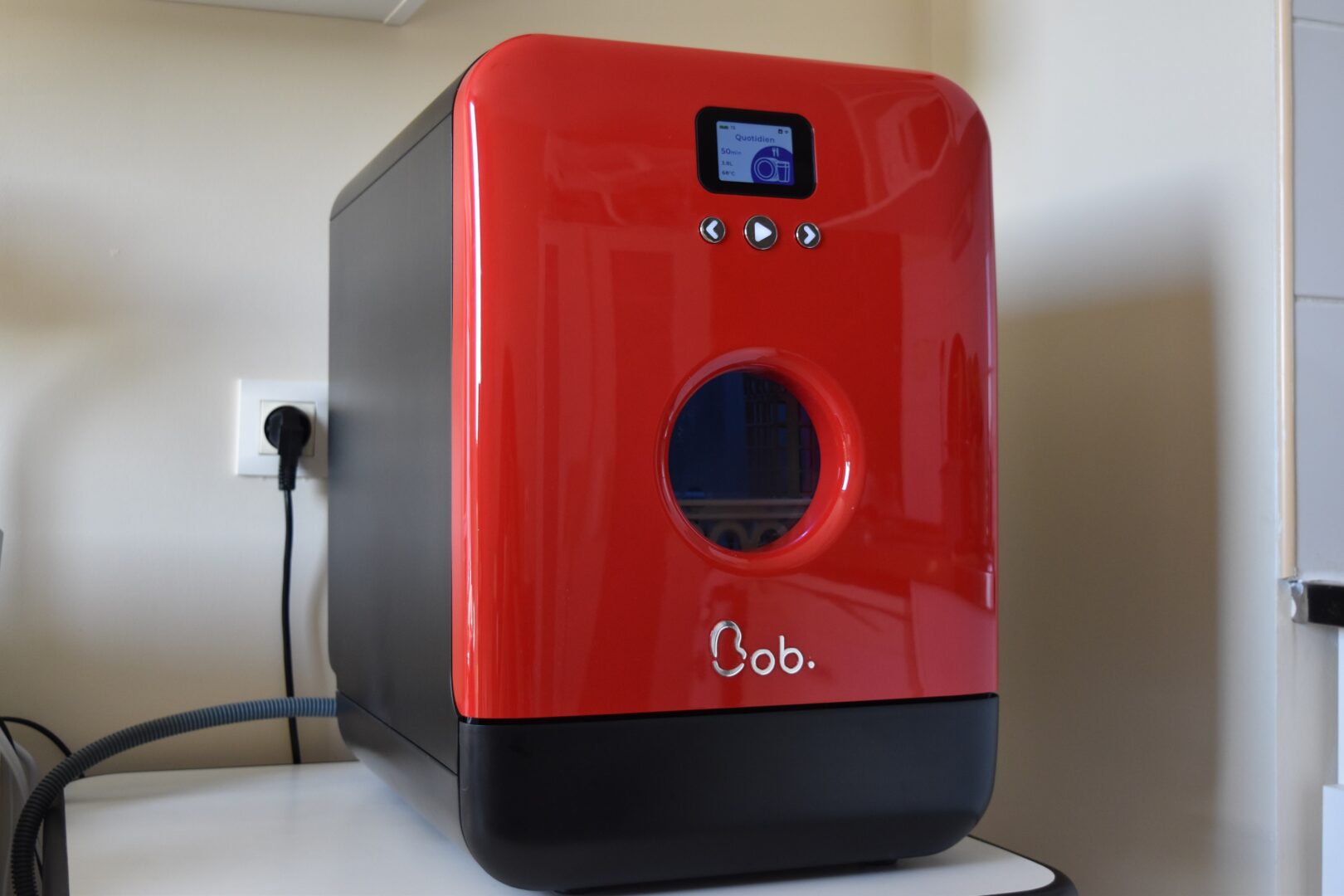 Mini lave-vaisselle autonome Bob (daan.tech.fr) –