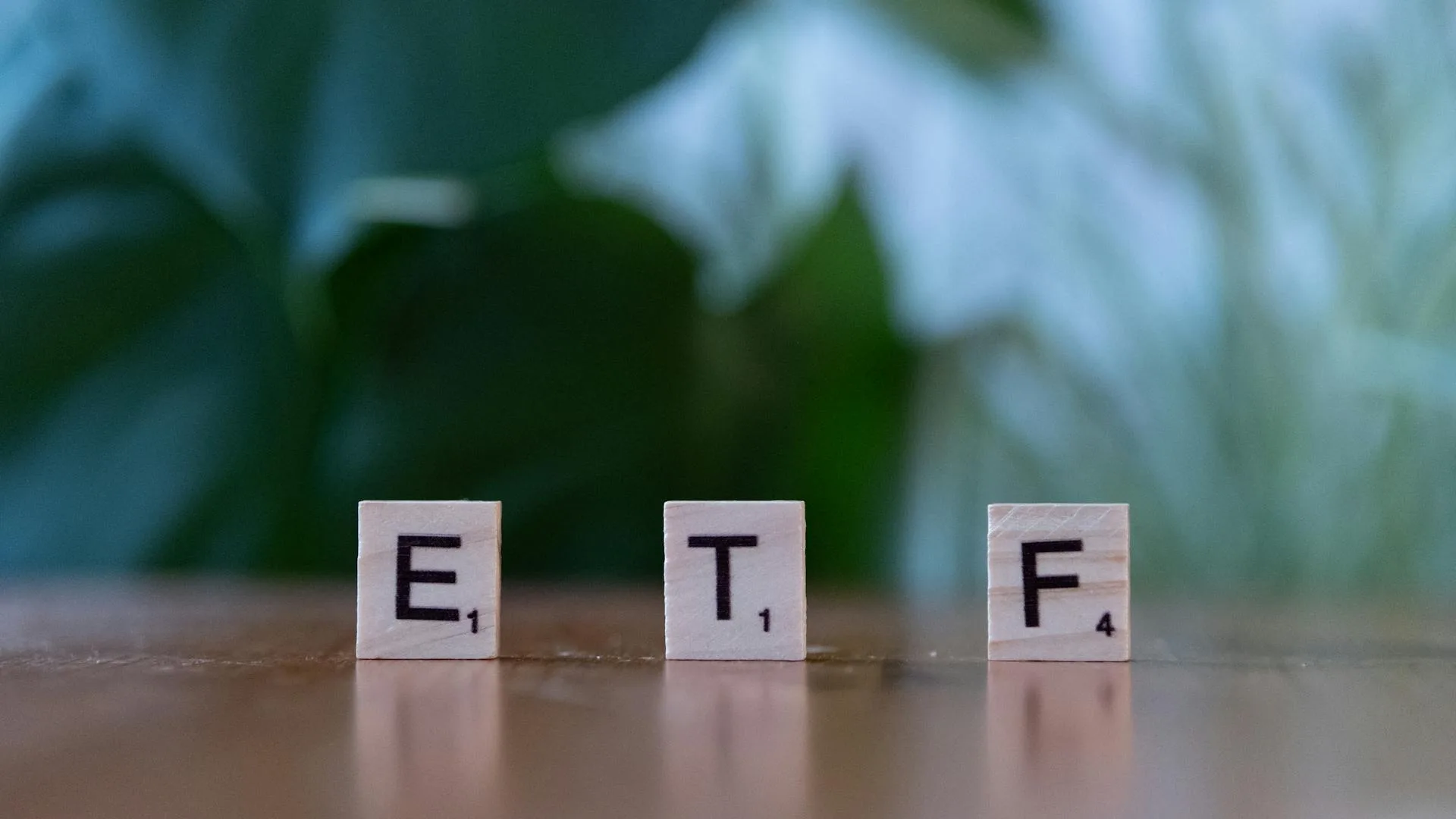 ETF distribuant courtier étranger