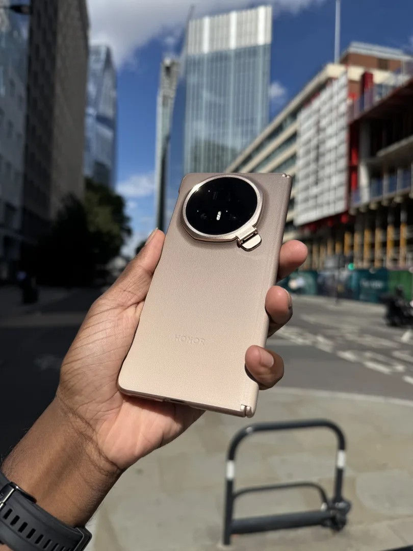 magic v5 arrière avec coque