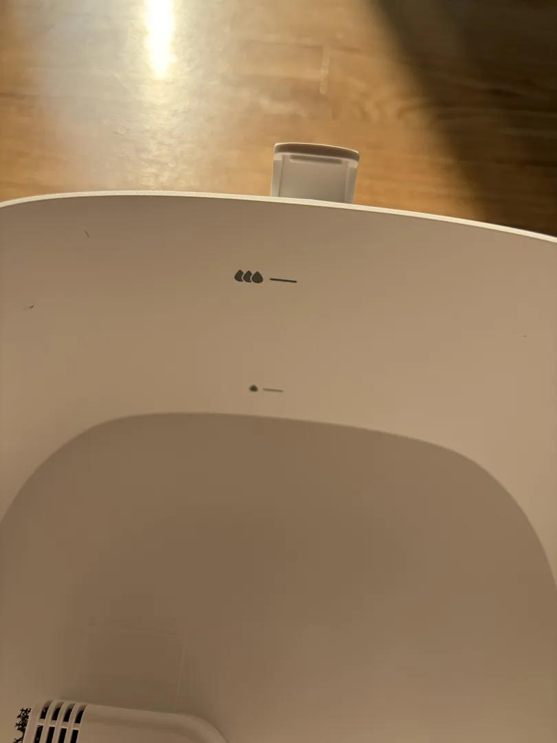 Repères de niveau d'eau à l'intérieur du réservoir de la Dockstream 2