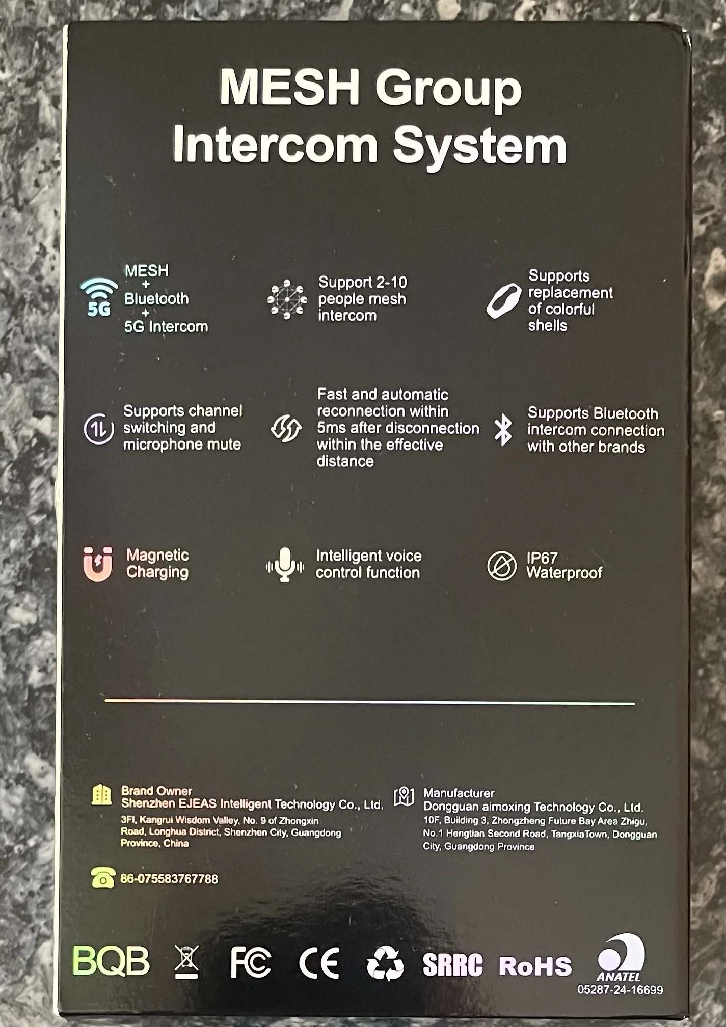 Dos de la boîte avec liste des fonctionnalités