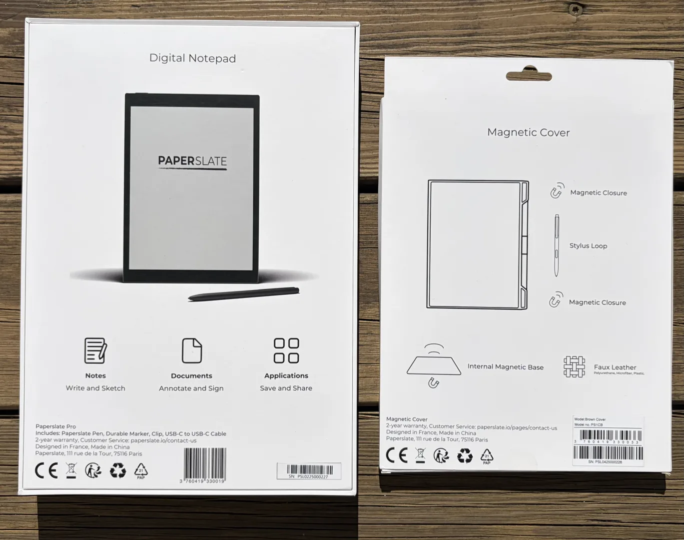 Unboxing de la Paperslate Pro : boîte blanche ouverte avec le stylet et la tablette dans son sachet