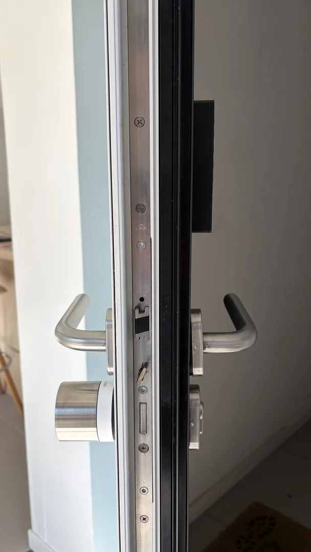 keypad 2 NFC de profil avec 21 mm d'épaisseur