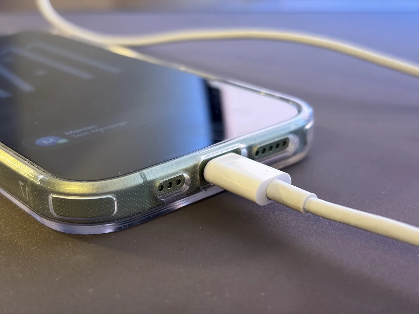 iPhone 17 en charge USB-c
