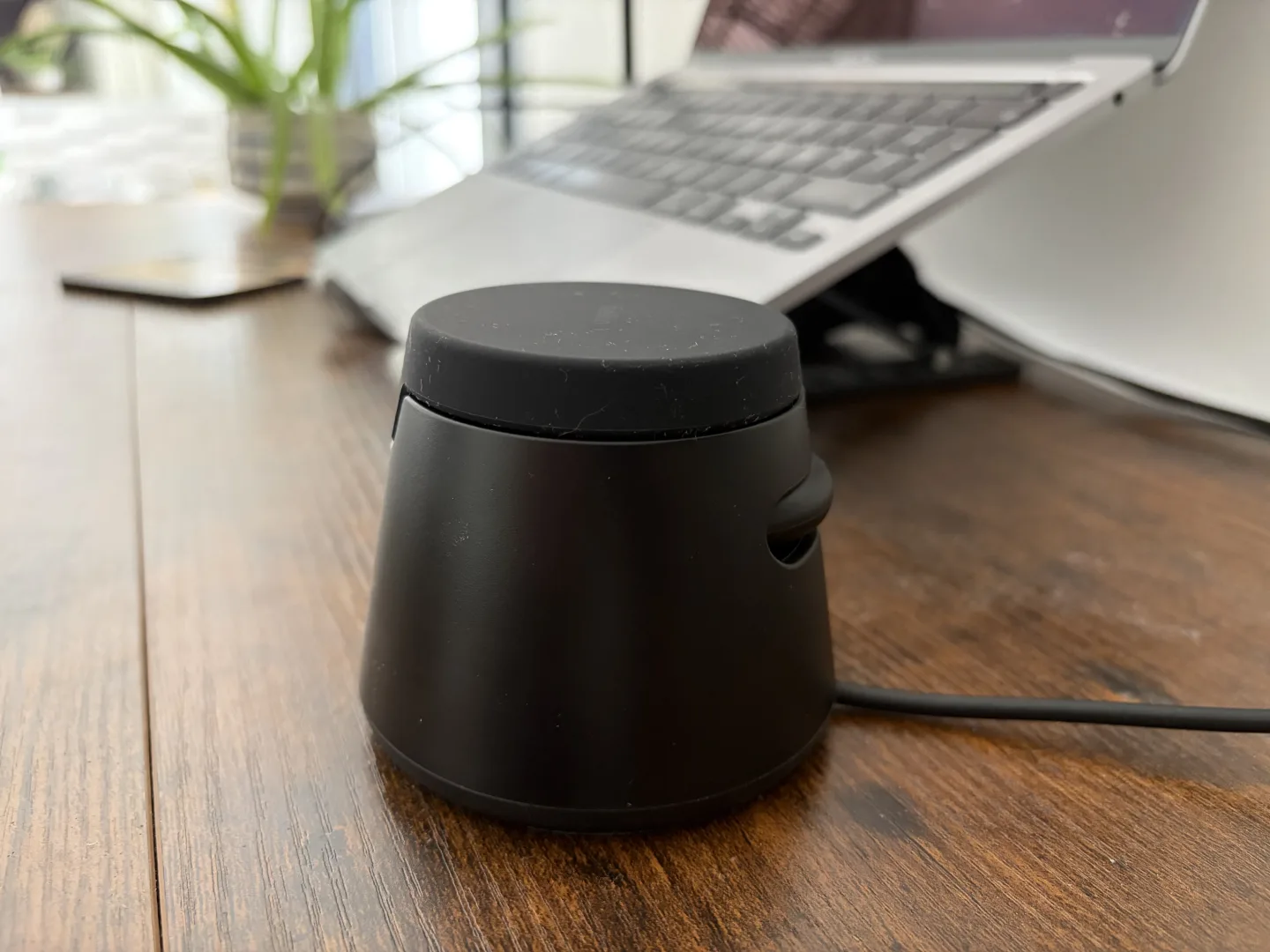 Station de recharge modulaire Belkin UltraCharge pliée rétractée