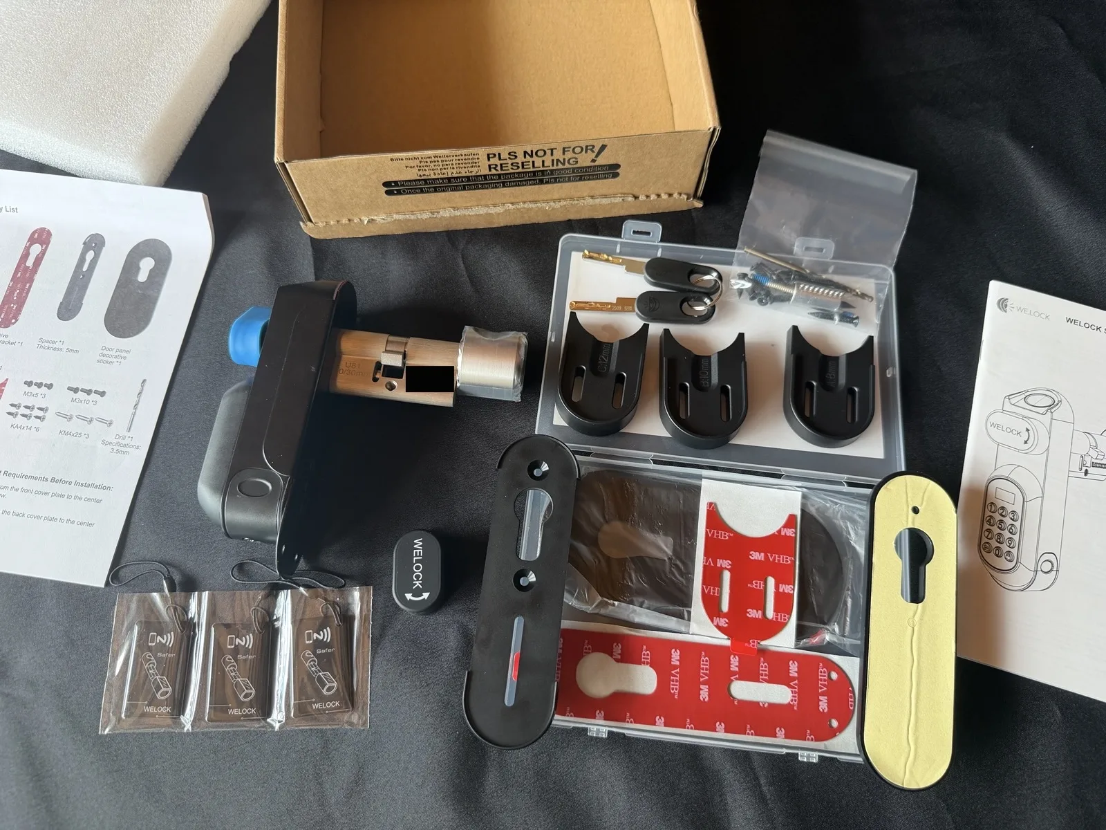 Accessoires fournis avec la serrure connectée WELOCK U81