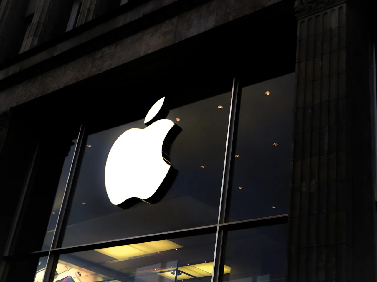 apple
