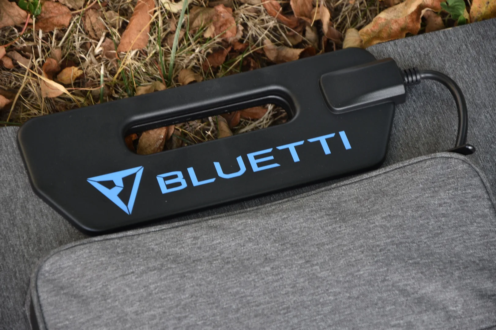 Bluetti 100W