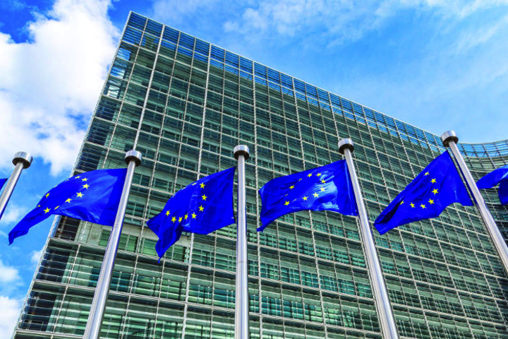 La Commission européenne condamne Google à une amende de 4,34 milliards d’euros
