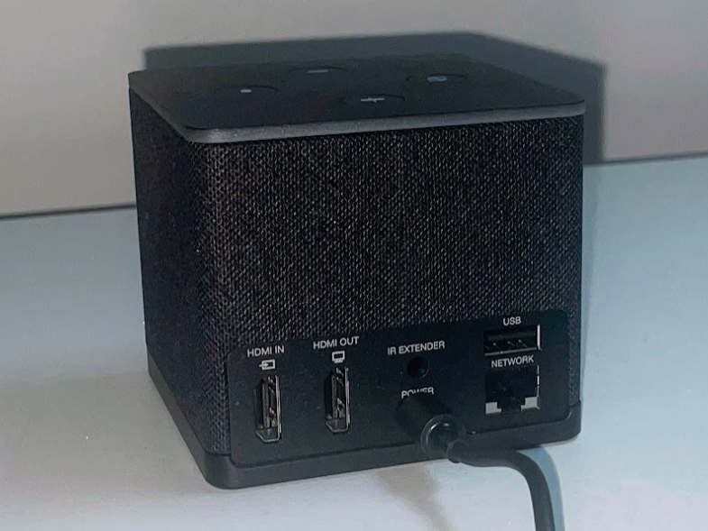Fire TV Cube derrière connectiques