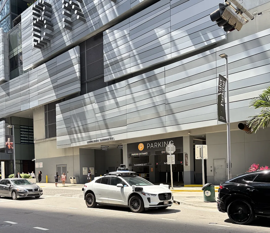 Waymo à Miami Brickell City Center